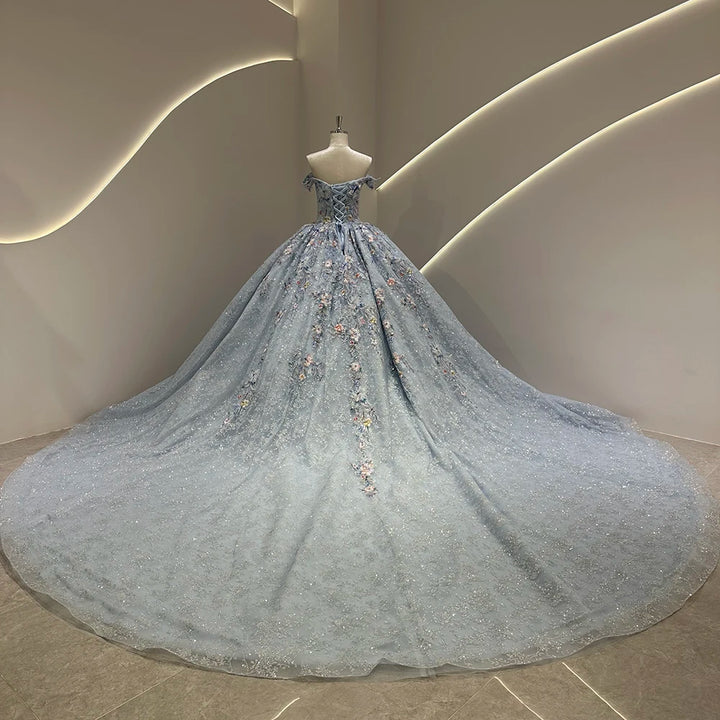 Exquisite Graceful Long Train Wedding Dress