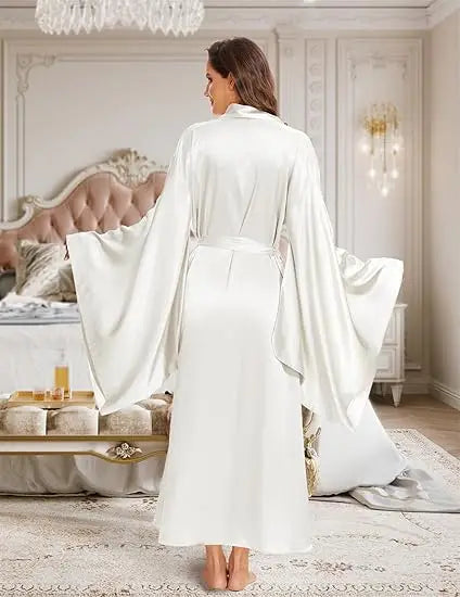 Sweet Floor-Length Bridal Robe
