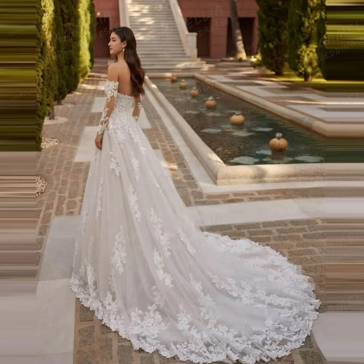 Wonderful Appliqued Long Bridal Gown