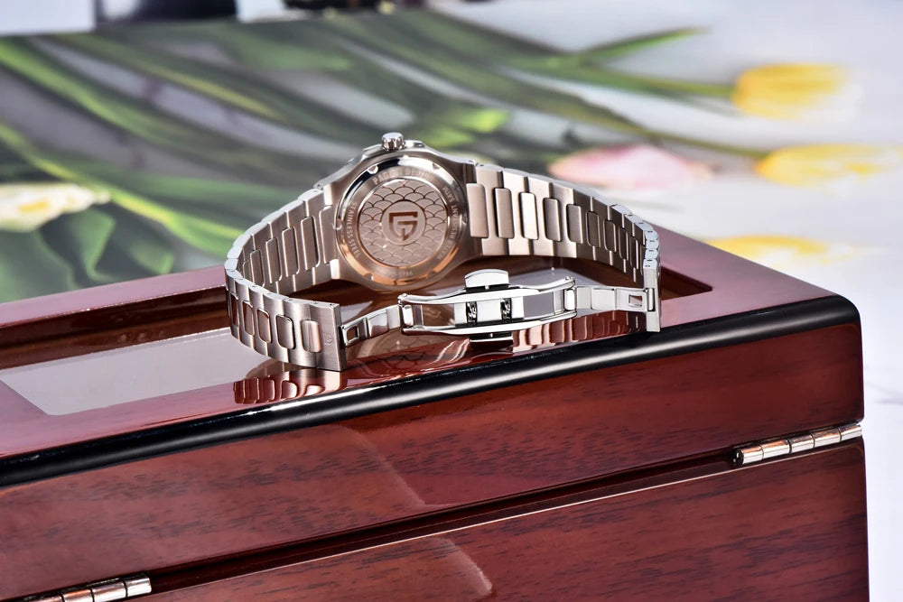 Luxury Sapphire Waterproof Wristwatch