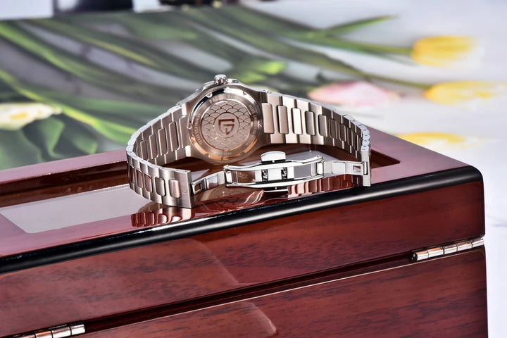 Luxury Sapphire Waterproof Wristwatch