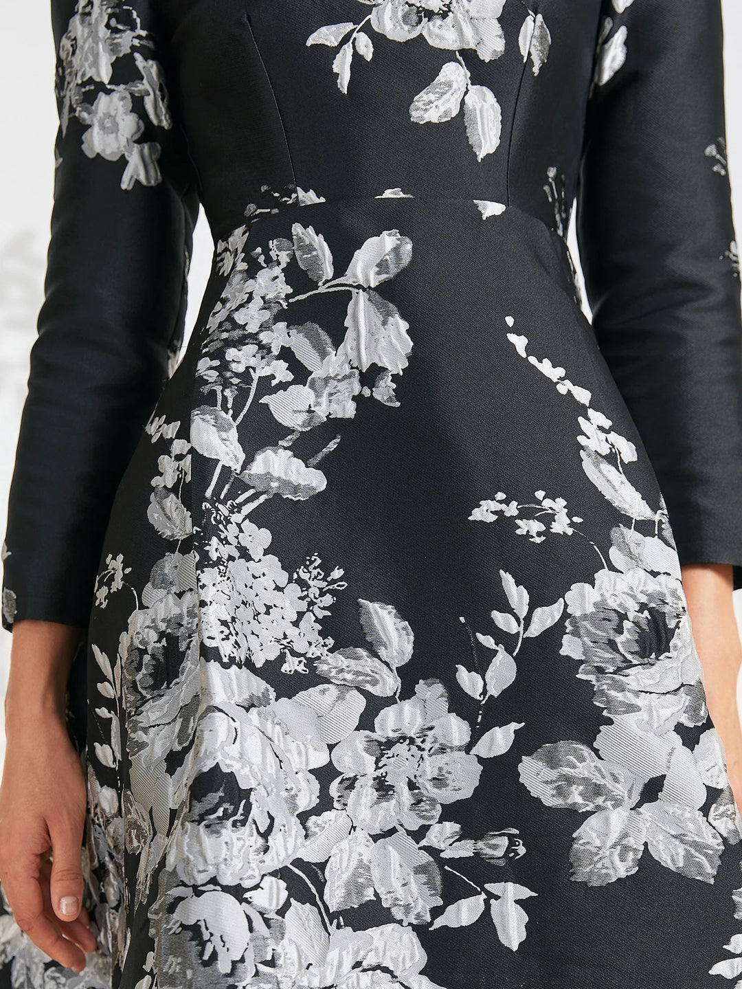 Opulent Long Sleeves Formal Party Dress