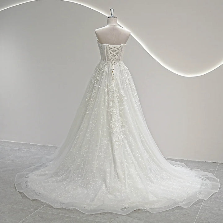 Romantic Sweetheart Neckline Wedding Dress