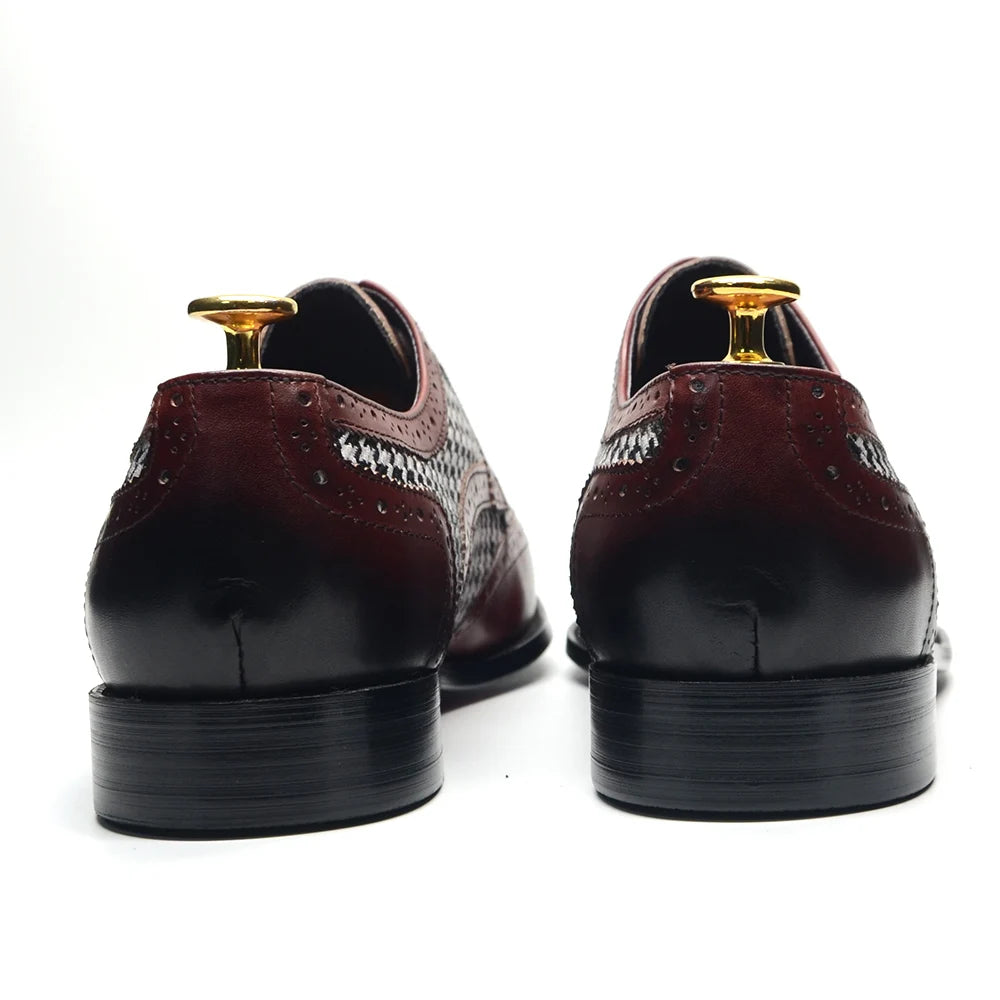 Elegant Brogue Carving Leather Shoes