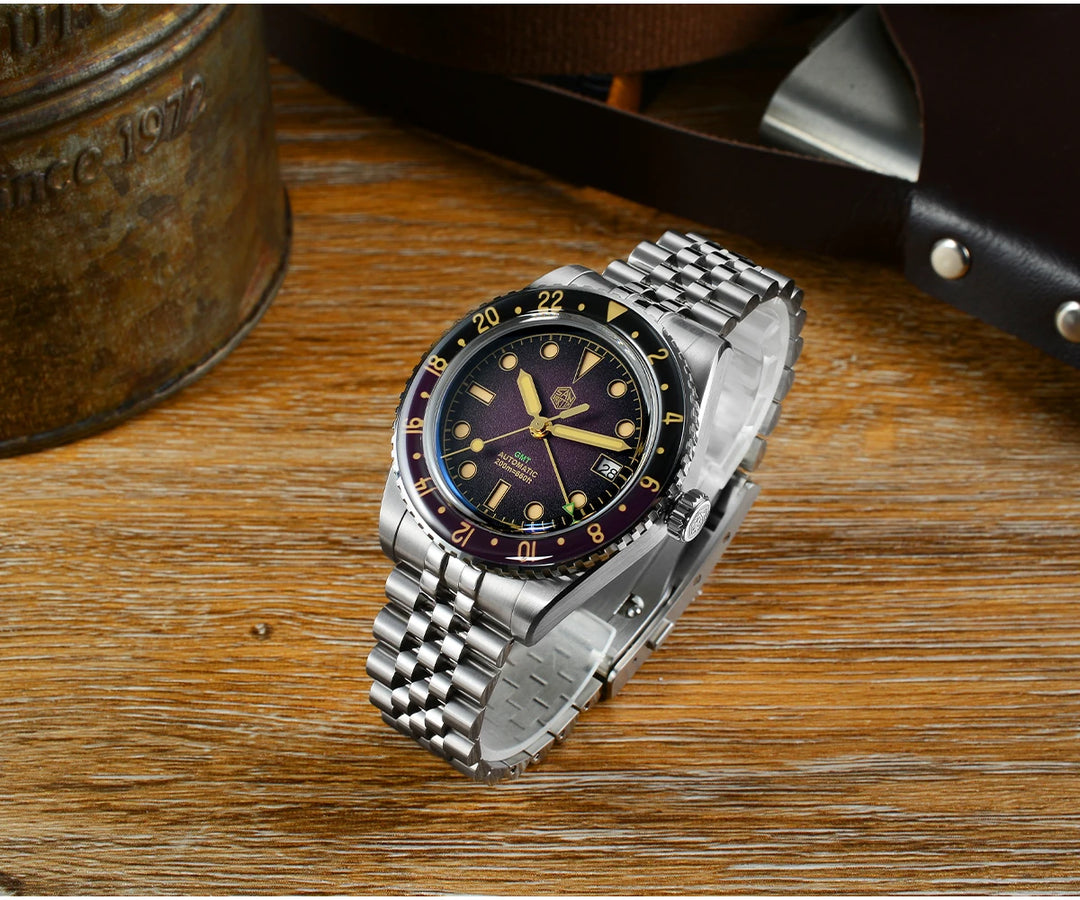 Bezel Sandwich Dial Wristwatch