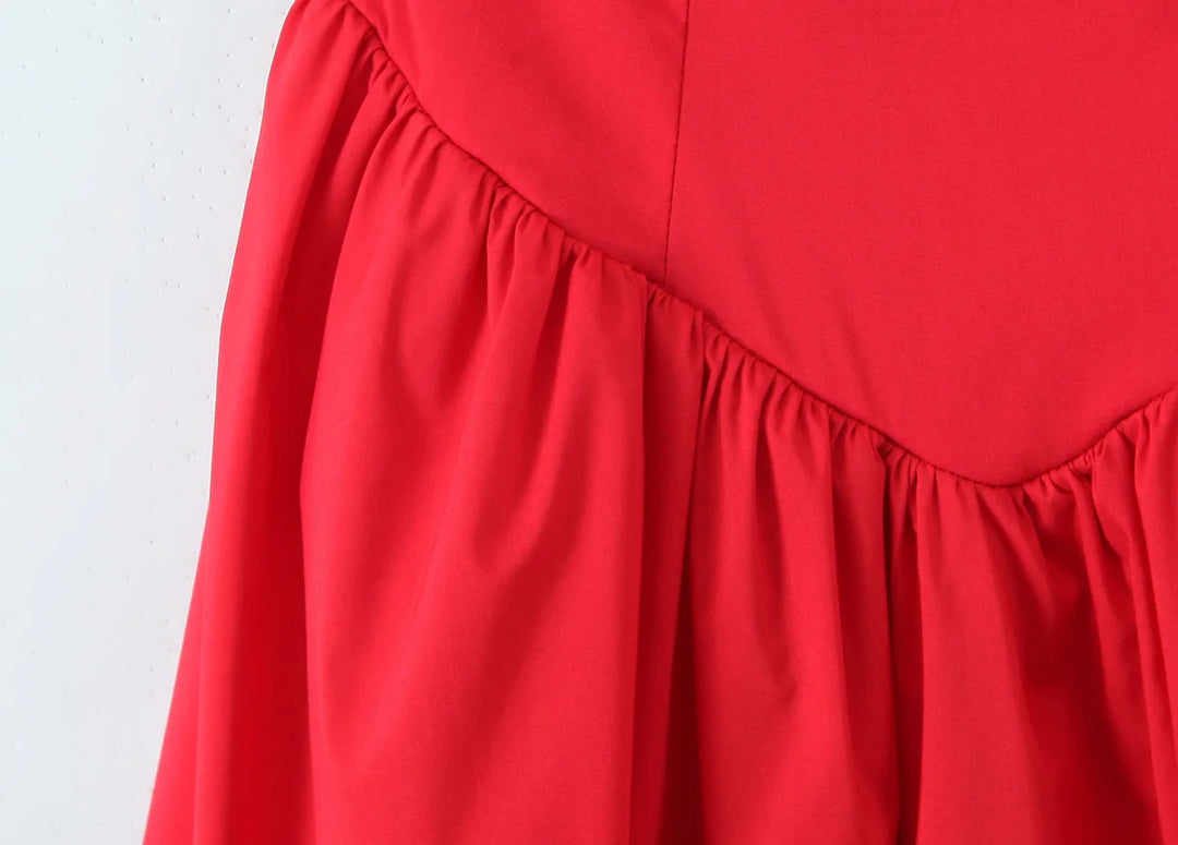 Elegant Halter-neck Evening Ball Gown