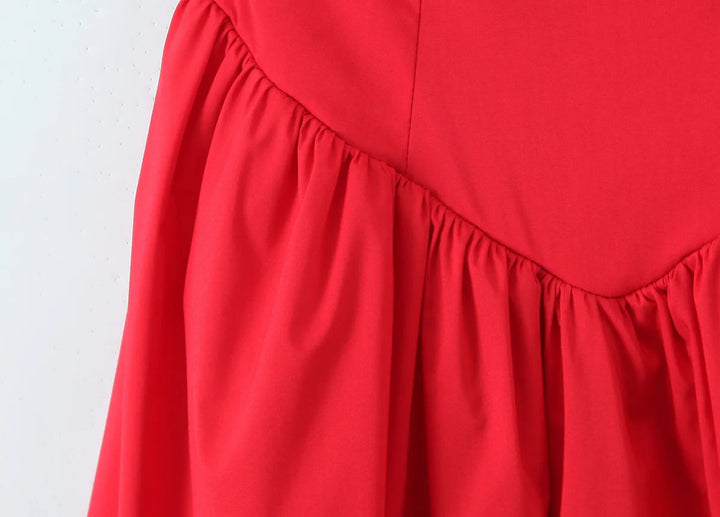 Elegant Halter-neck Evening Ball Gown