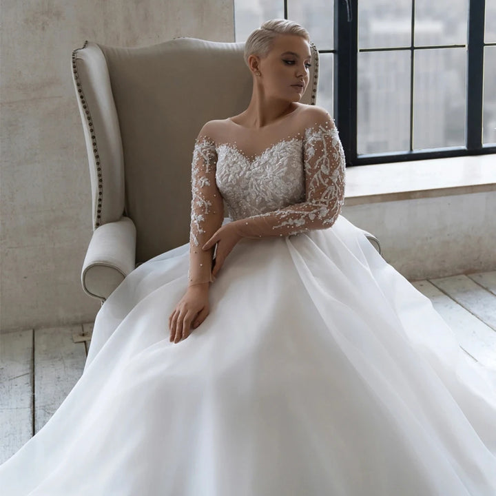 Lovely Soft Tulle Wedding Gown