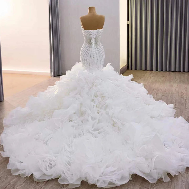 Romantic Crystal Beadings Wedding Dress