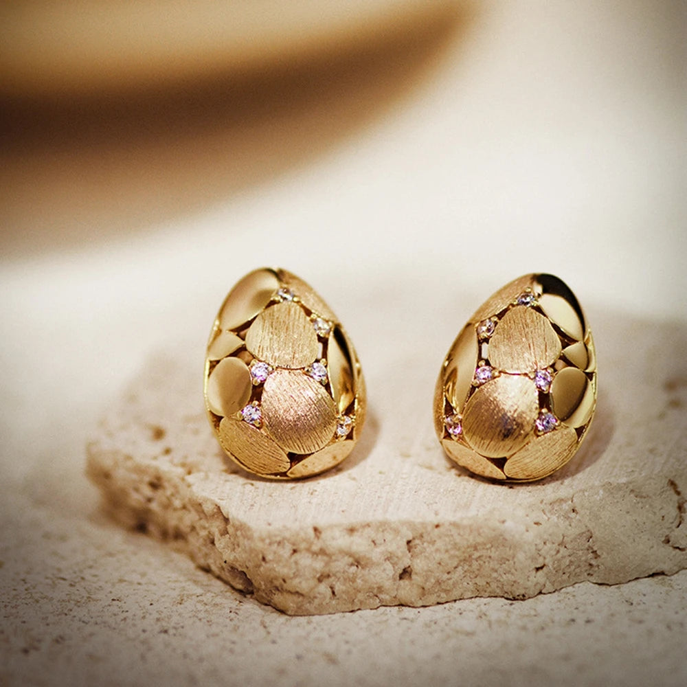 Charming Pear-Shaped Sapphire Earrings
