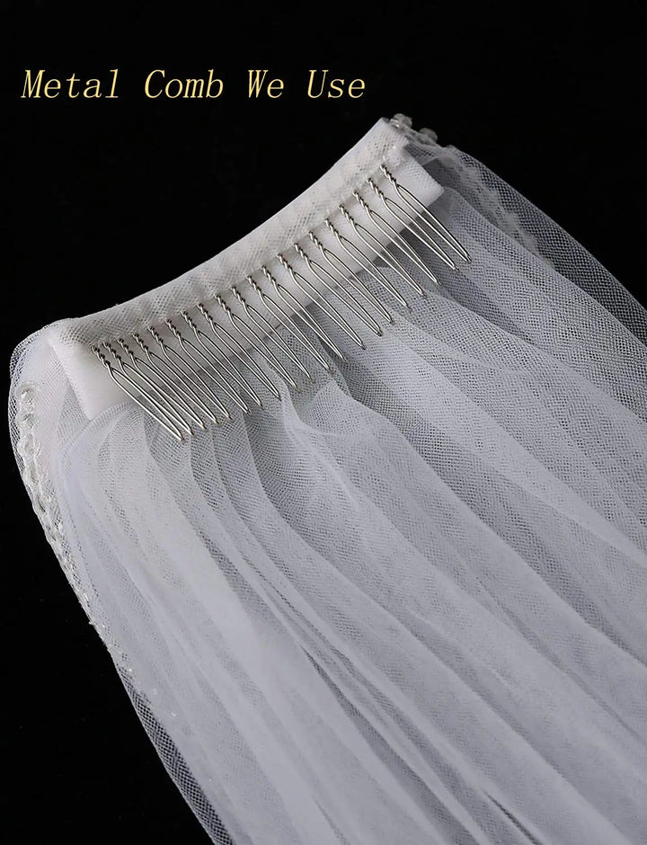 Elegant Short 2 Tier Lace Wedding Veil