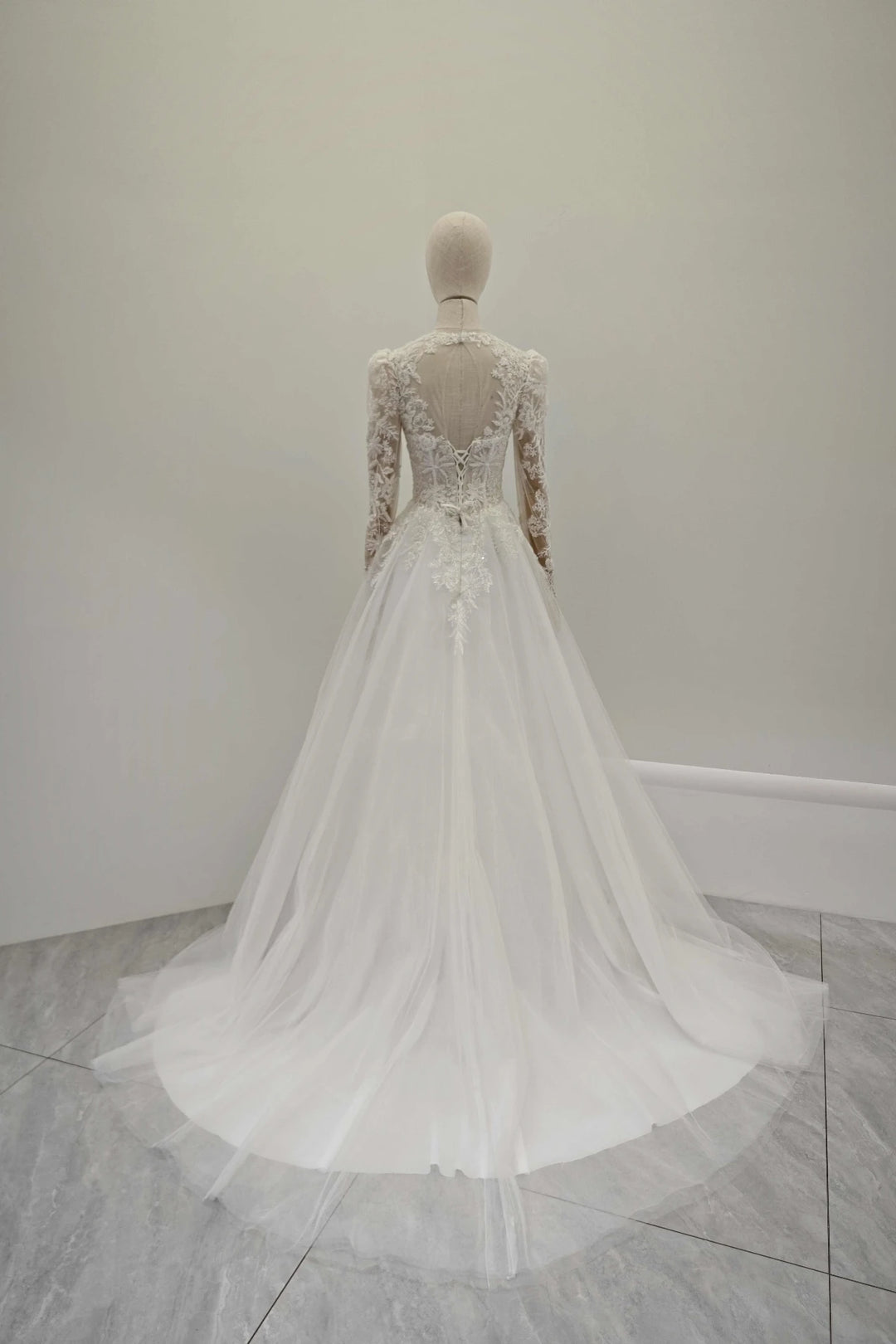 Sweet A-Line Lace Wedding Dress