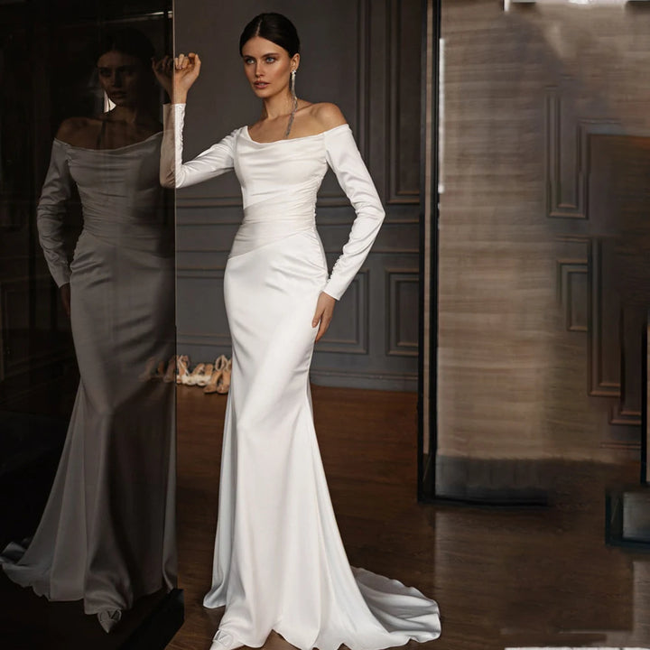 Exquisite Satin Backless Wedding Dress