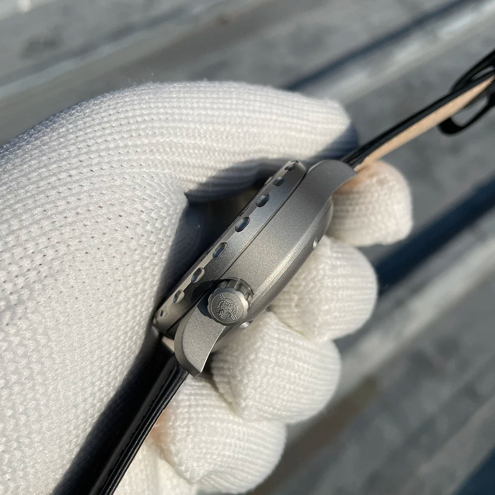 Luminous Fashion Mechanical Wristwatch