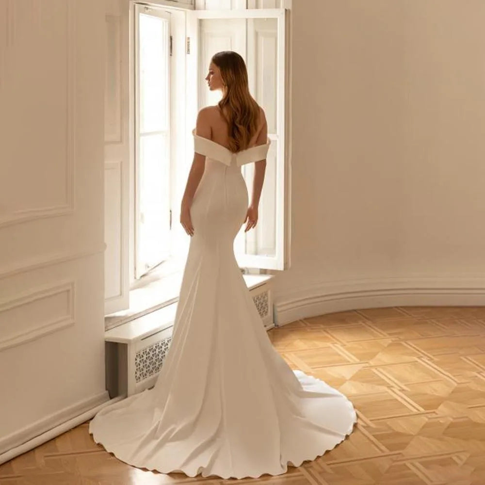 Versatile Elegance Wedding Dress With Detachable Skirt