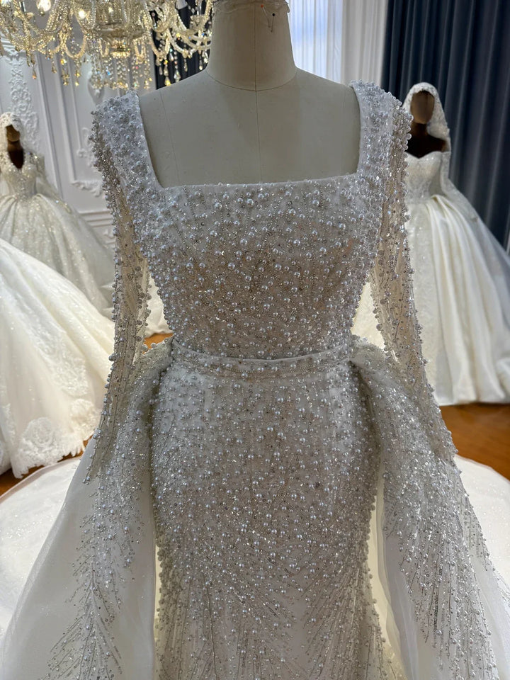 Lovely Appliques High-Neck Bridal Gown