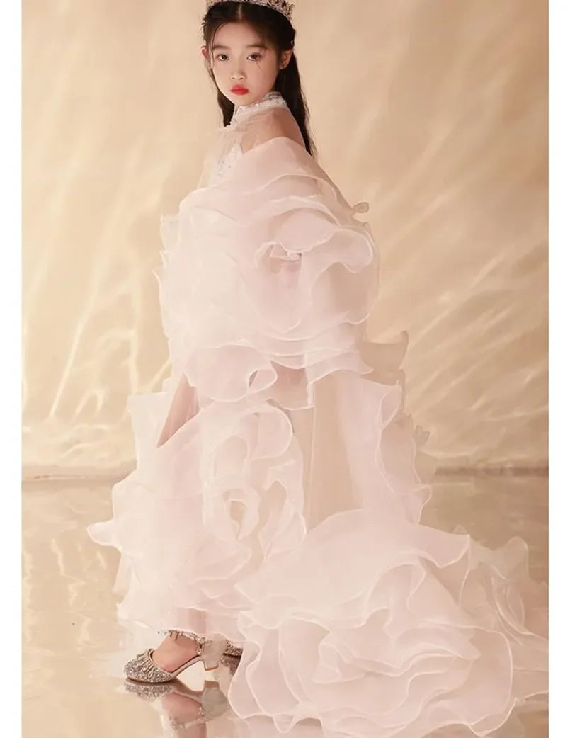 High-End Sequins Trail Girl&