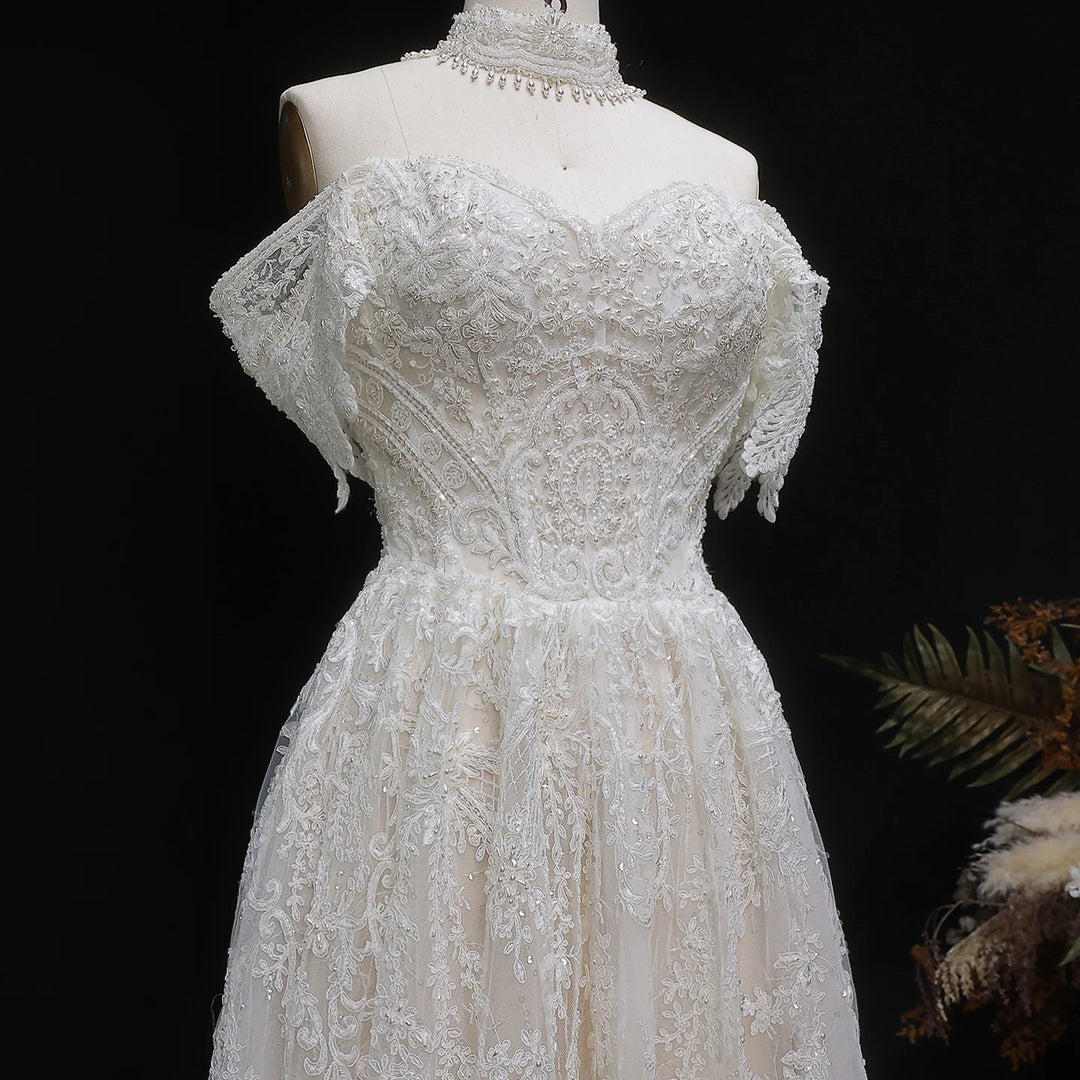 Romantic Pearl Appliques Wedding Dress