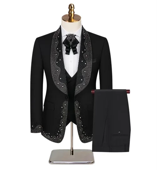 Sophisticated 3-Piece Men’s Wedding Suit
