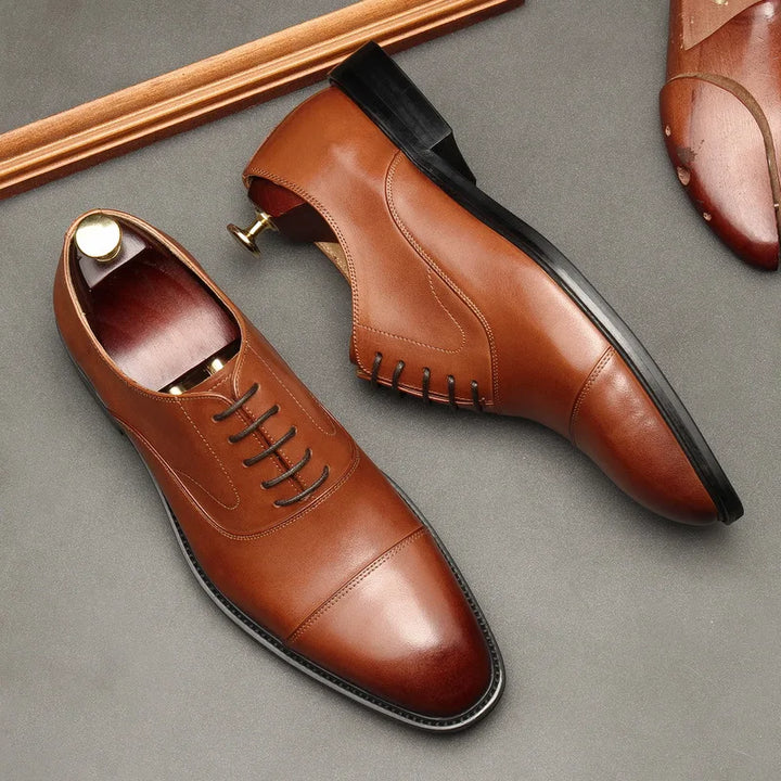 Classic Round Toe Men's Leather Oxford Shoes