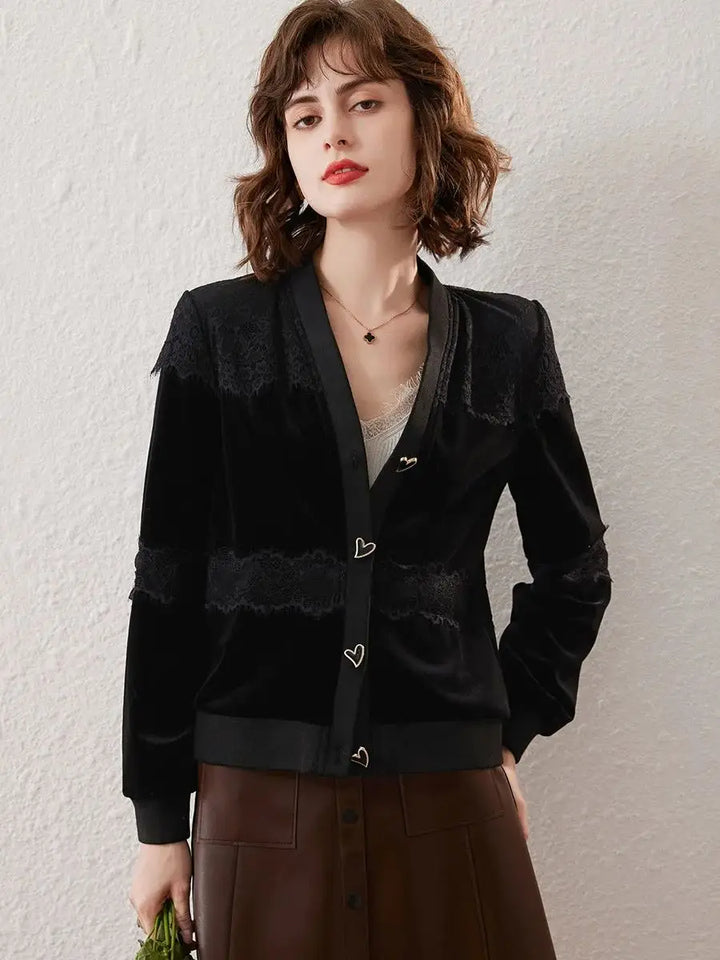 Elegant Love Shape Buttons Cardigan