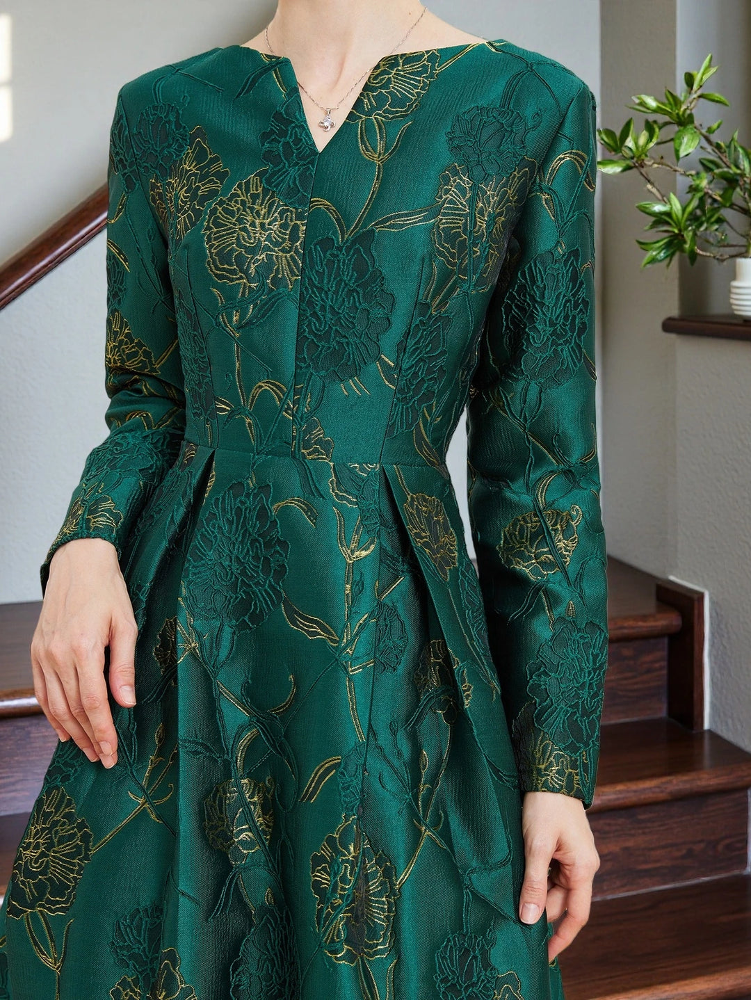 Elegant Floral Long Sleeves Evening Dress