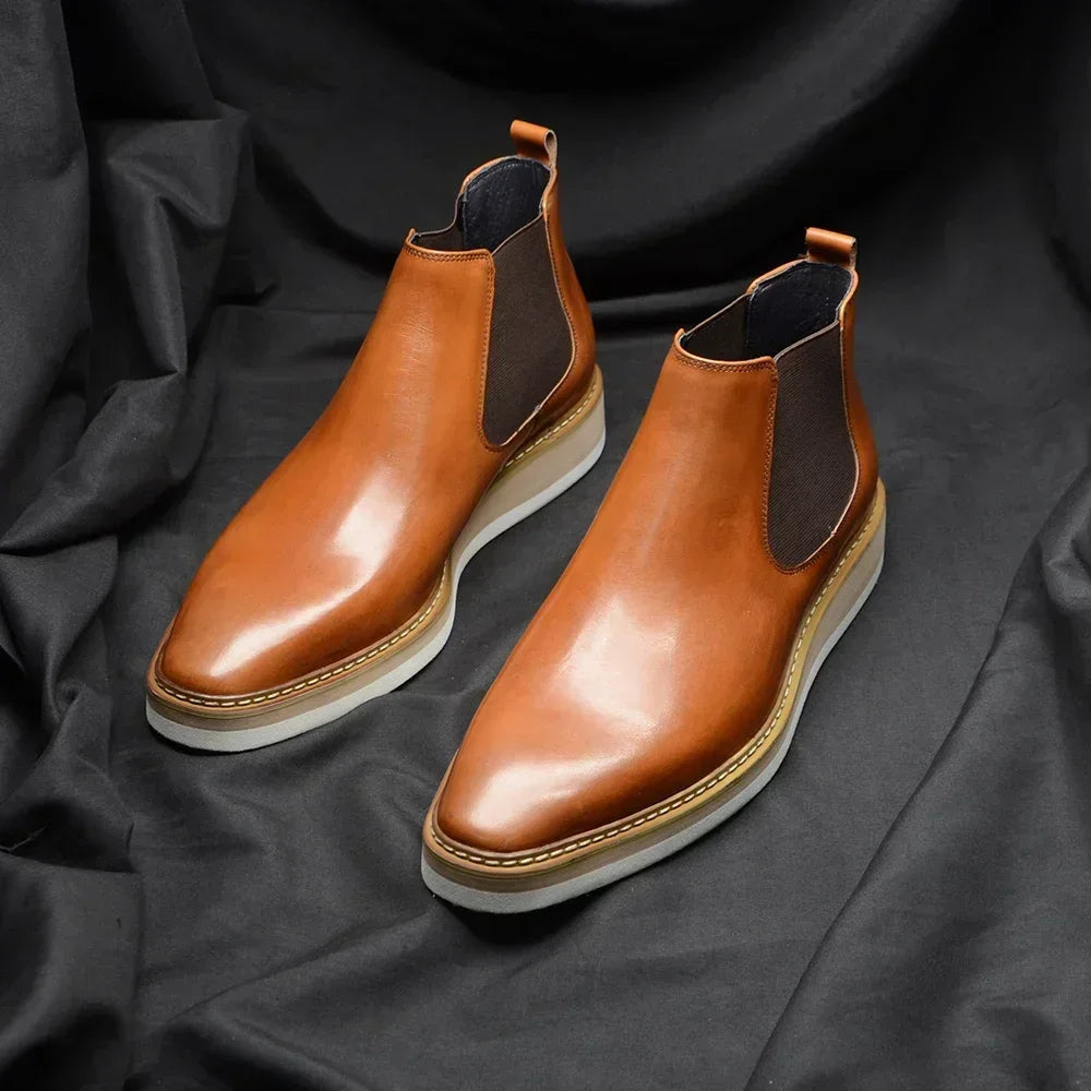 Impeccable Real Leather Chelsea Boots