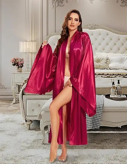 Sweet Floor-Length Bridal Robe