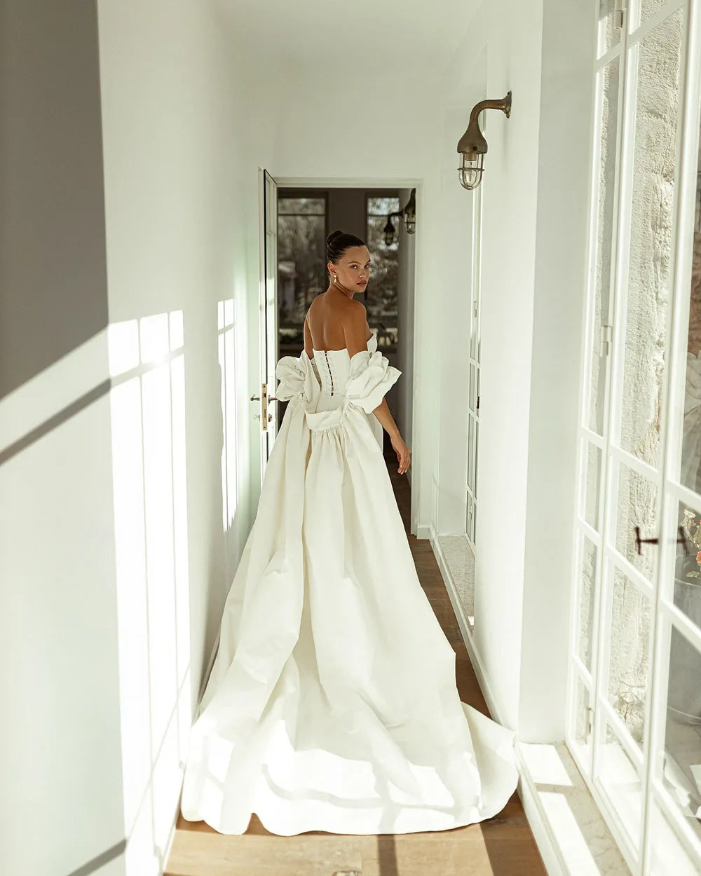 Luxury Strapless Corset Bridal Dress