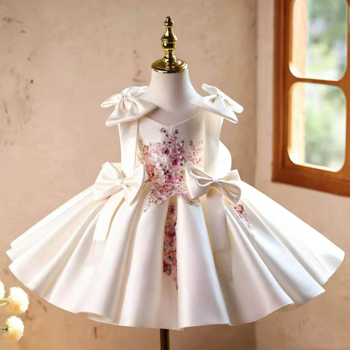 Classic Embroidered Girl&