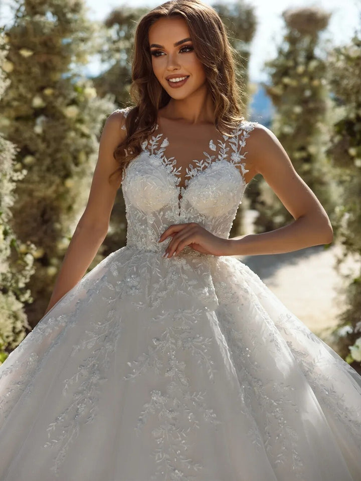 Elegant Beading Pearls Ball Gown Bridal Dress