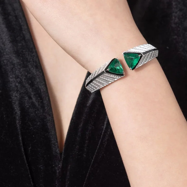 Synthetic Emerald Art Fashion Bangle
