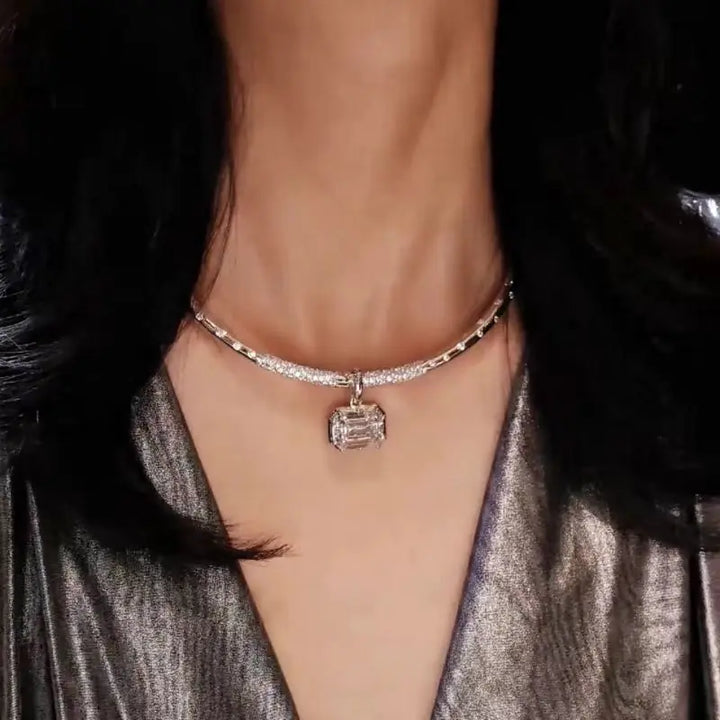 Stylish Pure Silver Pendant Necklace