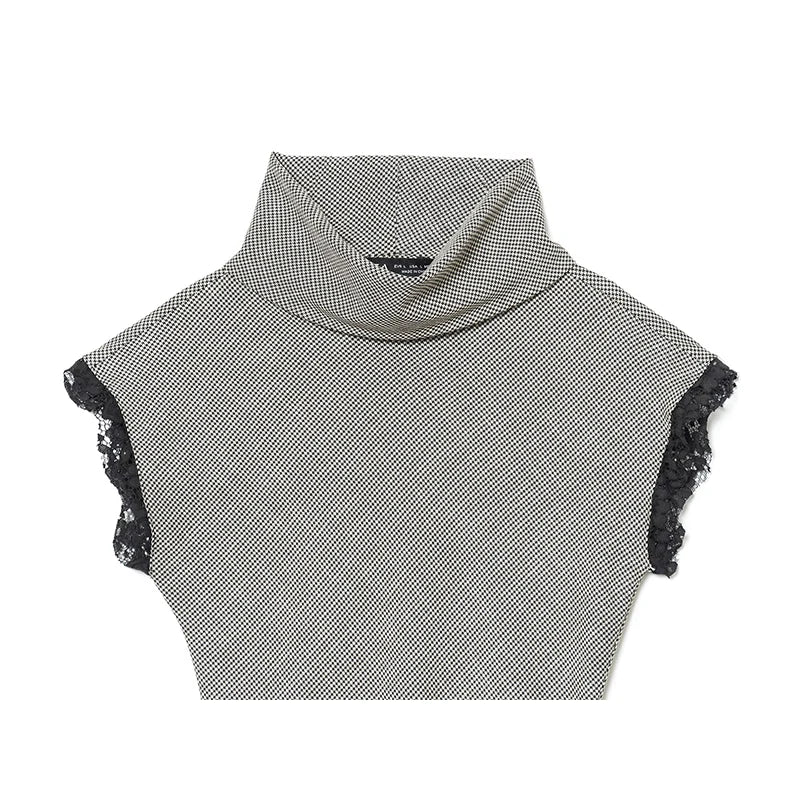 Grey women’s plaid-pattern t-shirt with high neck and black lace side trim
