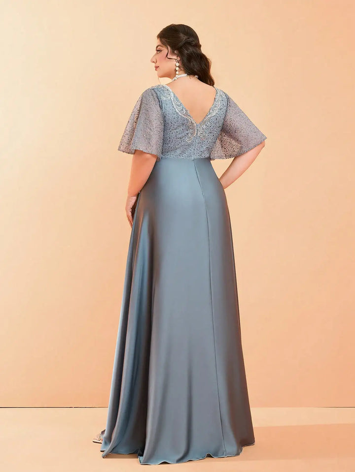 Luxurious Flared Sleeves Curvy Women's Party Gown