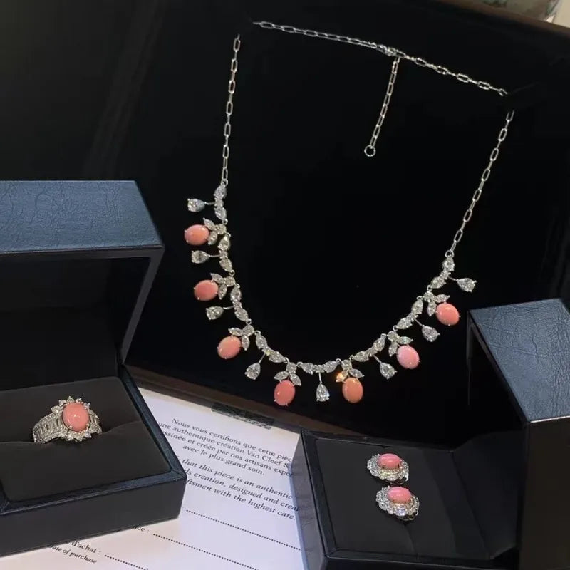 Luxury Natural Queen Conch Necklace