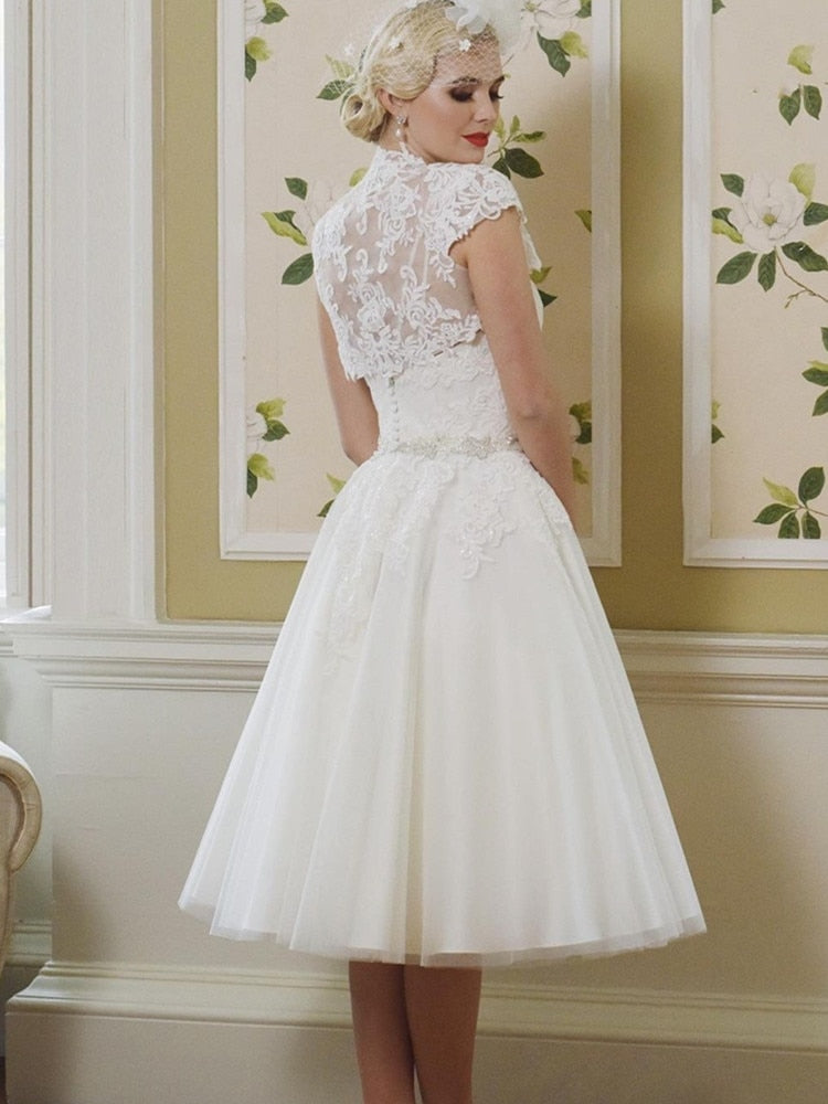 Sweetheart Short Bridal Dress With Veil | All For Me Today