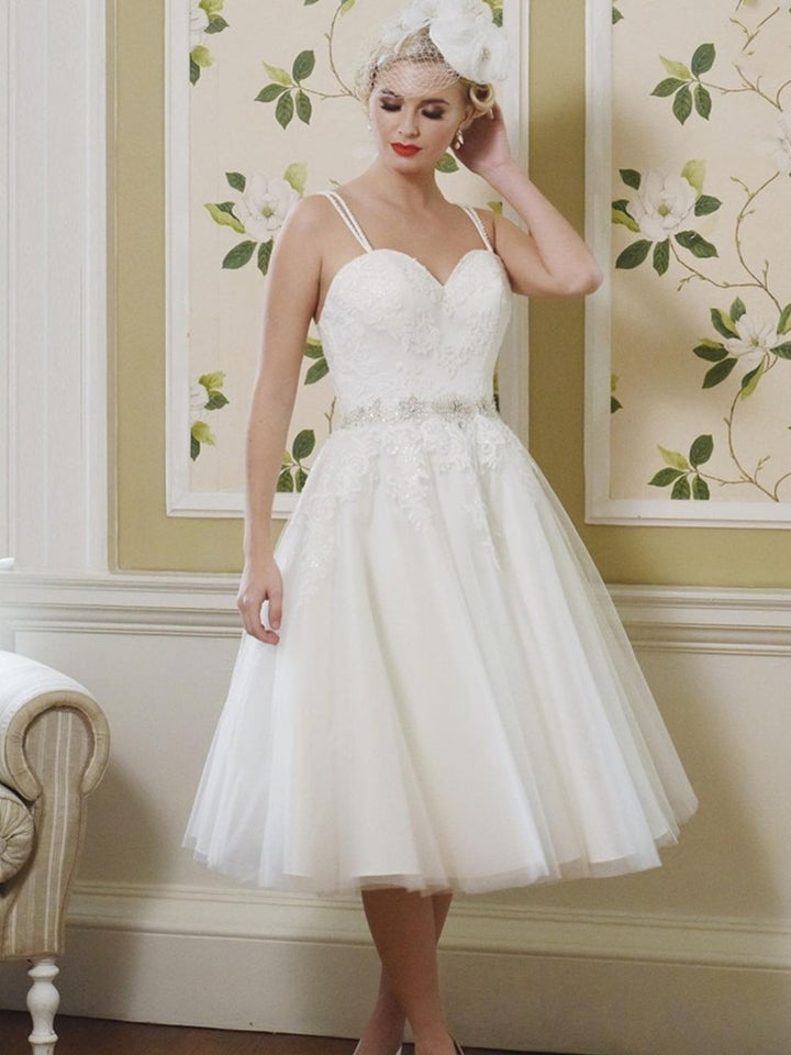 Sweetheart Short Bridal Dress With Veil | All For Me Today